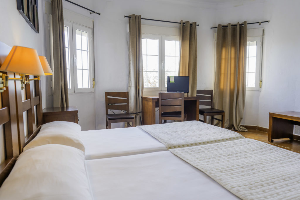 Accommodation 24